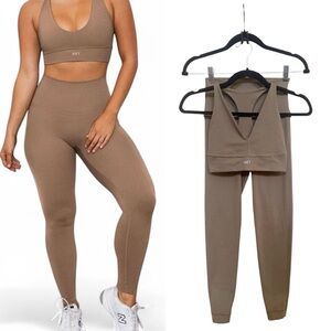 SET Active Tan Leggings and Sports Bra Size Small